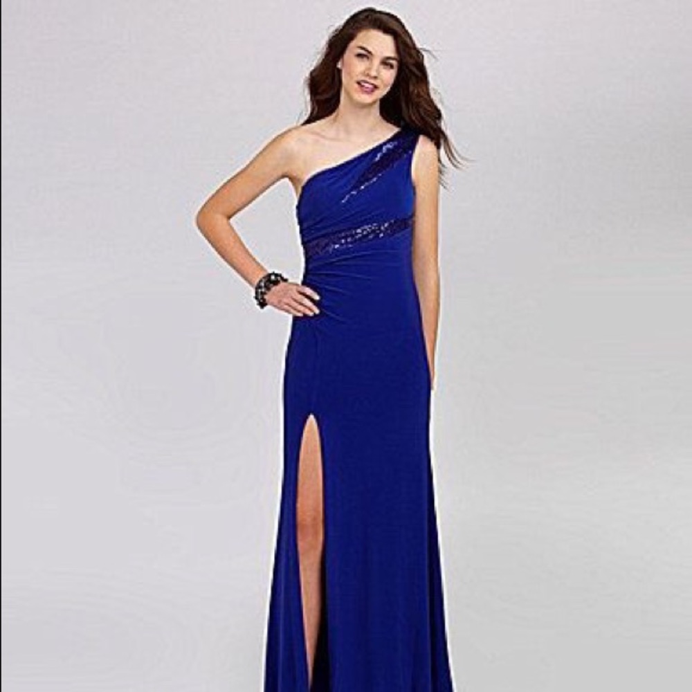 Formal dress Hailey Logan by Adrianna Papell